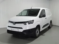 Branco (sólida) Usado 2023 Toyota Proace City Van | € 20.850 (Preço elevado)
