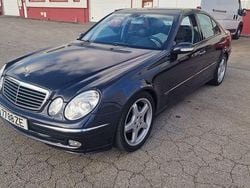 Usado 2002 Mercedes E220 Sedan | € 6.500 (Preço justo)