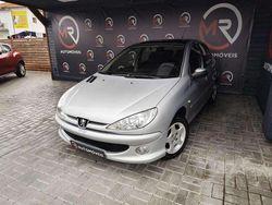Cinza Usado 2004 Peugeot 206 | € 3.900 (Preço elevado)