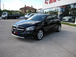 Usado 2015 Mercedes A180 Urban | € 20.000 (Preço elevado)