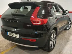 Preto Usado 2020 Volvo XC40 Momentum SUV | € 26.699 (Preço justo)