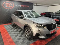 Cinzento Usado 2022 Peugeot 2008 SUV | € 17.990 (Bom preço)
