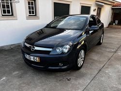 Preto Usado 2009 Opel Astra GTC Sport Van | € 4.950