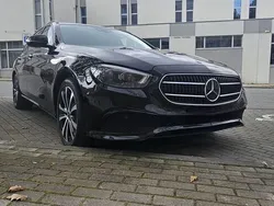 Usado 2020 Mercedes E300 Sedan | € 32.000 (Super Preço)