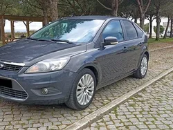 Cinza Usado 2010 Ford Focus Titanium | € 5.450 (Preço justo)