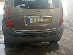 Usado 2007 Lancia Musa Monovolume | € 3.900