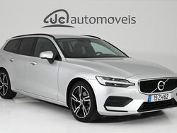 Cinza Usado 2019 Volvo V60 Momentum Carrinha | € 27.900 (Preço elevado)