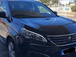 Preto Usado 2019 Peugeot 5008 Allure Monovolume | € 16.000