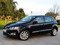 Preto Usado 2017 VW Polo Comfortline Citadino | € 11.990 (Bom preço)