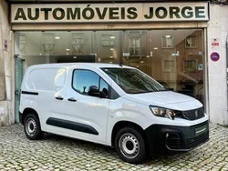 Branco Usado 2023 Peugeot Partner Monovolume | € 18.000 (Preço justo)