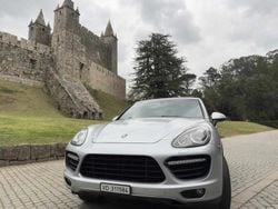 Cinzento Usado 2010 Porsche Cayenne Turbo SUV | € 19.300
