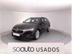 Preto Usado 2022 Skoda Octavia Ambition Carrinha | € 23.990 (Bom preço)