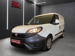 Branco Usado 2016 Fiat Doblò Monovolume | € 9.980 (Preço justo)