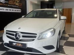 Branco Usado 2014 Mercedes A180 Style | € 13.250