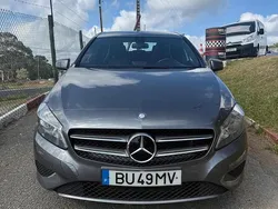 Cinzento Usado 2014 Mercedes 180 Sedan | € 14.500 (Super Preço)