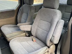 Usado 2001 Kia Carnival Monovolume | € 2.500