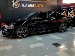 Preto Usado 2022 Mercedes CLA180 AMG line Sedan | € 36.990 (Preço justo)