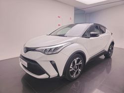 Branco (pintura metalizada especial) Usado 2023 Toyota C-HR SUV | € 31.250 (Preço justo)