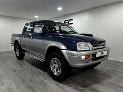 Azul Usado 2001 Mitsubishi L200 Pickup | € 17.950 (Preço elevado)