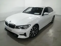 Branco Usado 2021 BMW 320e Sport Line Sedan | € 30.990 (Preço elevado)