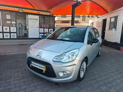 Cinza Usado 2012 Citroën C3 Attraction Citadino | € 9.900 (Preço justo)