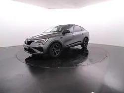 Cinzento Usado 2023 Renault Arkana SUV | € 33.450