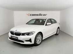 Branco Usado 2020 BMW 330e Sedan | € 27.980 (Super Preço)