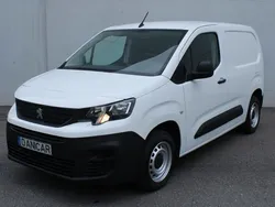 Branco Usado 2020 Peugeot Partner Monovolume | € 14.800 (Preço justo)