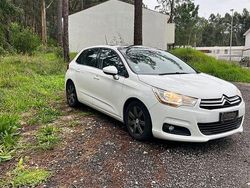 Usado 2012 Citroën C4 Seduction Sedan | € 5.500 (Preço justo)