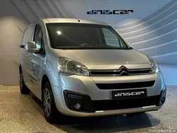 Cinza Usado 2017 Citroën Berlingo Feel Monovolume | € 11.900 (Preço justo)