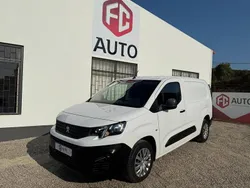 Branco Usado 2019 Peugeot Partner Monovolume | € 14.900 (Preço justo)