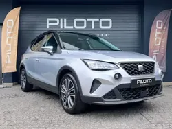 Cinzento Usado 2023 Seat Arona Style SUV | € 21.500 (Preço justo)