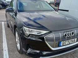 Usado 2019 Audi e-tron Premium SUV | € 23.000 (Super Preço)