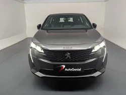 Cinza Usado 2024 Peugeot 5008 Allure Monovolume | € 30.990 (Preço justo)