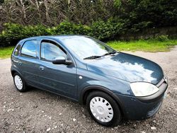 Azul Usado 2002 Opel Corsa Sedan | € 2.990 (Preço justo)