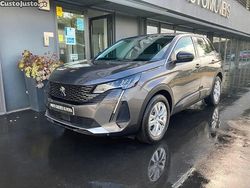 Branco Usado 2022 Peugeot 3008 Active Sedan | € 21.990 (Bom preço)