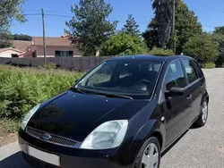 Usado 2004 Ford Fiesta Citadino | € 2.400