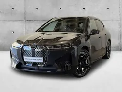 Cinza sophisto metalizada brilhante Usado 2023 BMW iX Comfort Edition SUV | € 79.946