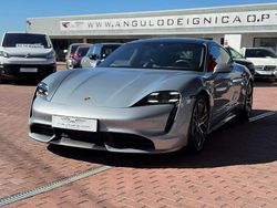 Cinza Usado 2020 Porsche Taycan Turbo Sedan | € 79.900