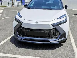Usado 2024 Toyota C-HR SUV | € 33.000 (Bom preço)