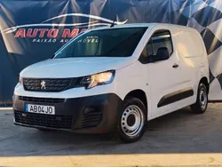 Branco Usado 2020 Peugeot Partner Monovolume | € 12.900 (Preço justo)