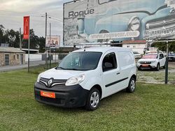 Branco Usado 2021 Renault Kangoo Business Monovolume | € 10.900 (Preço justo)