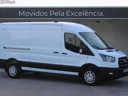 Branco Usado 2023 Ford Transit Trend | € 28.500 (Bom preço)