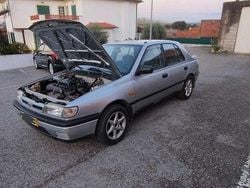 Usado 1992 Nissan Sunny Sedan | € 1.100