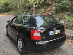 Usado 2002 Audi A4 Sedan | € 4.250 (Bom preço)