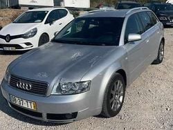 Cinzento Usado 2002 Audi A4 Sedan | € 4.500 (Bom preço)