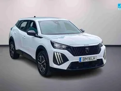 Branco Usado 2024 Peugeot e-2008 Active SUV | € 28.700 (Preço justo)