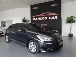 Cinzento Usado 2012 Citroën DS5 Chic Citadino | € 9.900 (Preço justo)