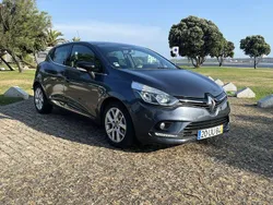 Usado 2018 Renault Clio IV LIMITED Sedan | € 9.650 (Bom preço)
