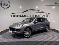 Cinzento Usado 2015 Porsche Cayenne SUV | € 39.500 (Preço justo)